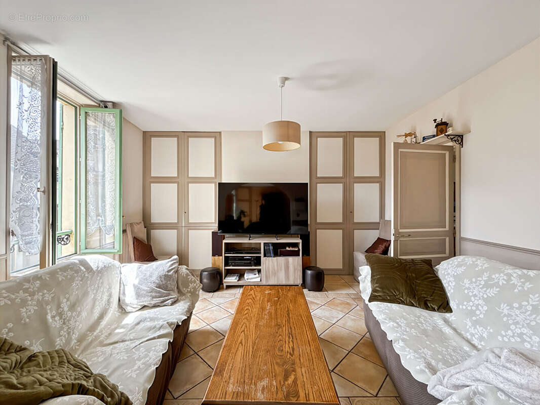 Appartement à MANTES-LA-JOLIE