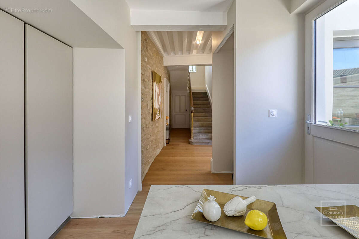 Maison à SAINT-CYR-AU-MONT-D&#039;OR