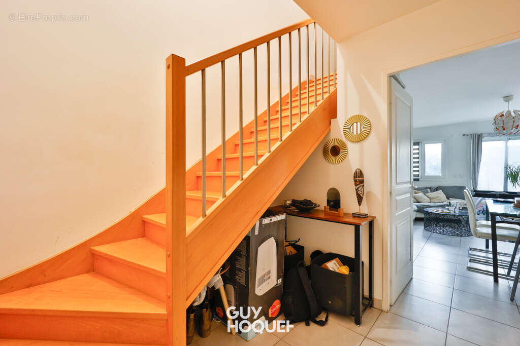 Appartement à BRIE-COMTE-ROBERT