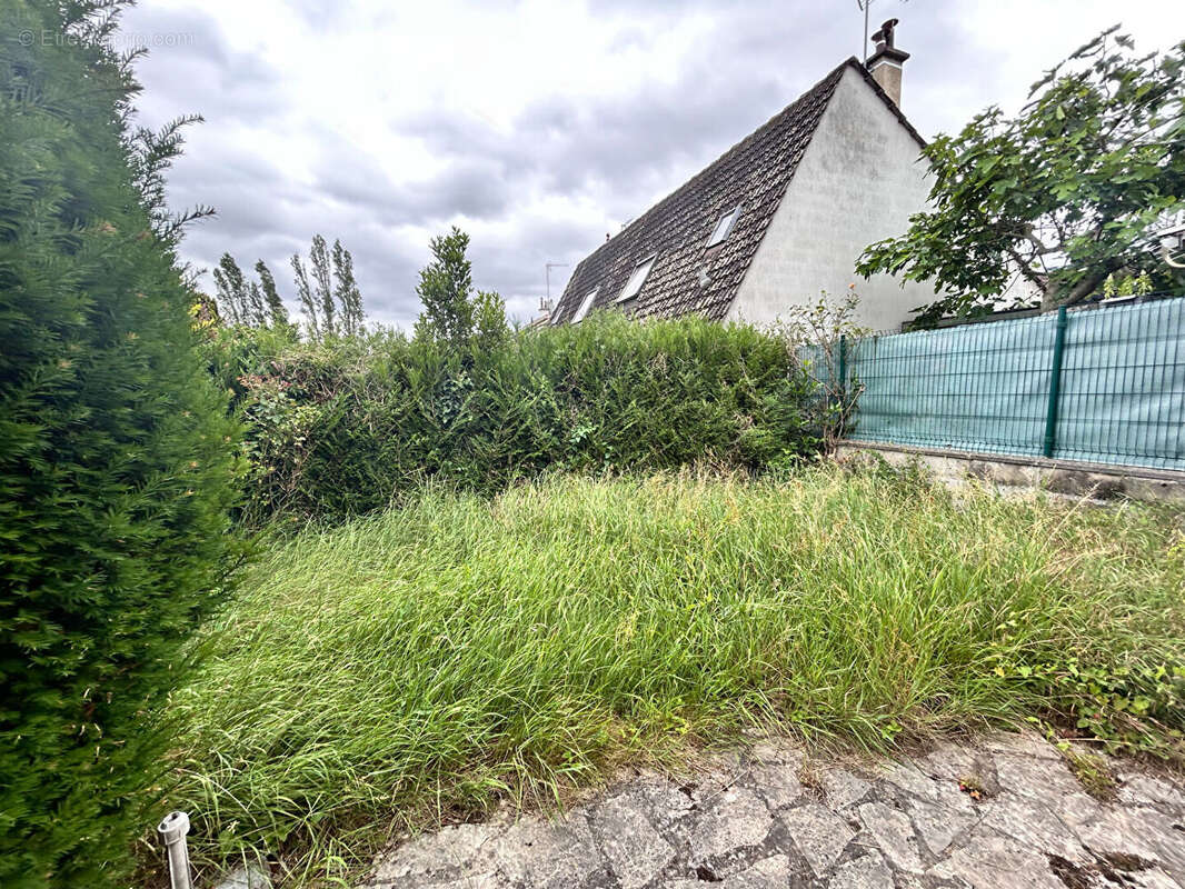 Maison à AULNAY-SOUS-BOIS