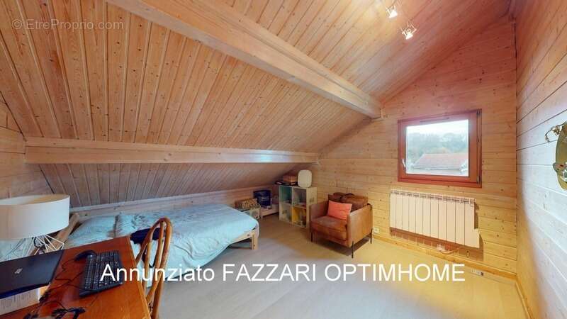 Maison à CHARENCY-VEZIN