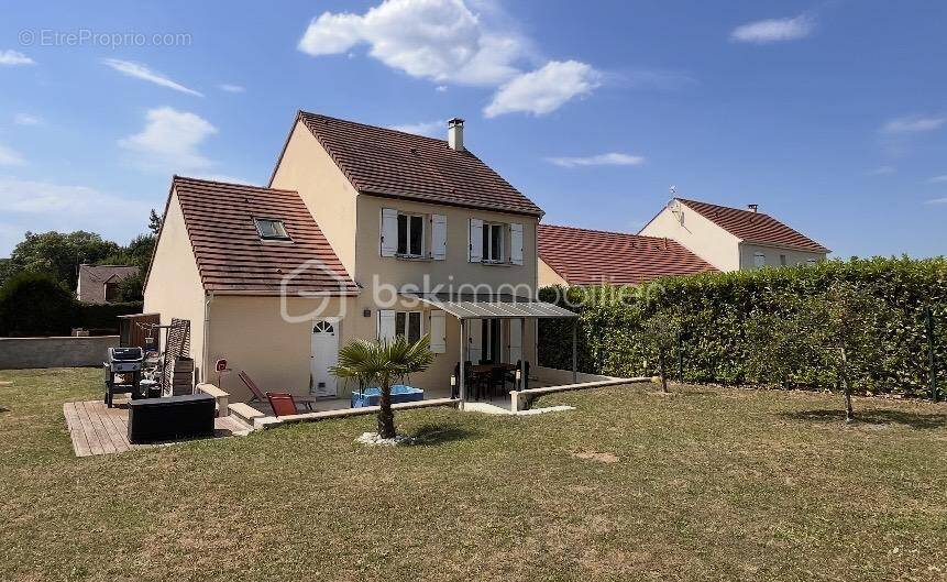 Maison à MORIGNY-CHAMPIGNY