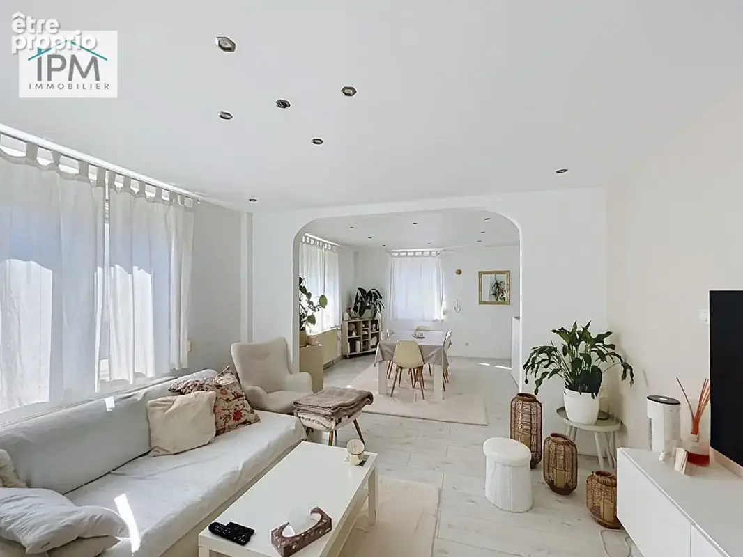 Maison et dépendance aménagée- terrain de 5,32 ares - FEGERSHEIM - photo 3