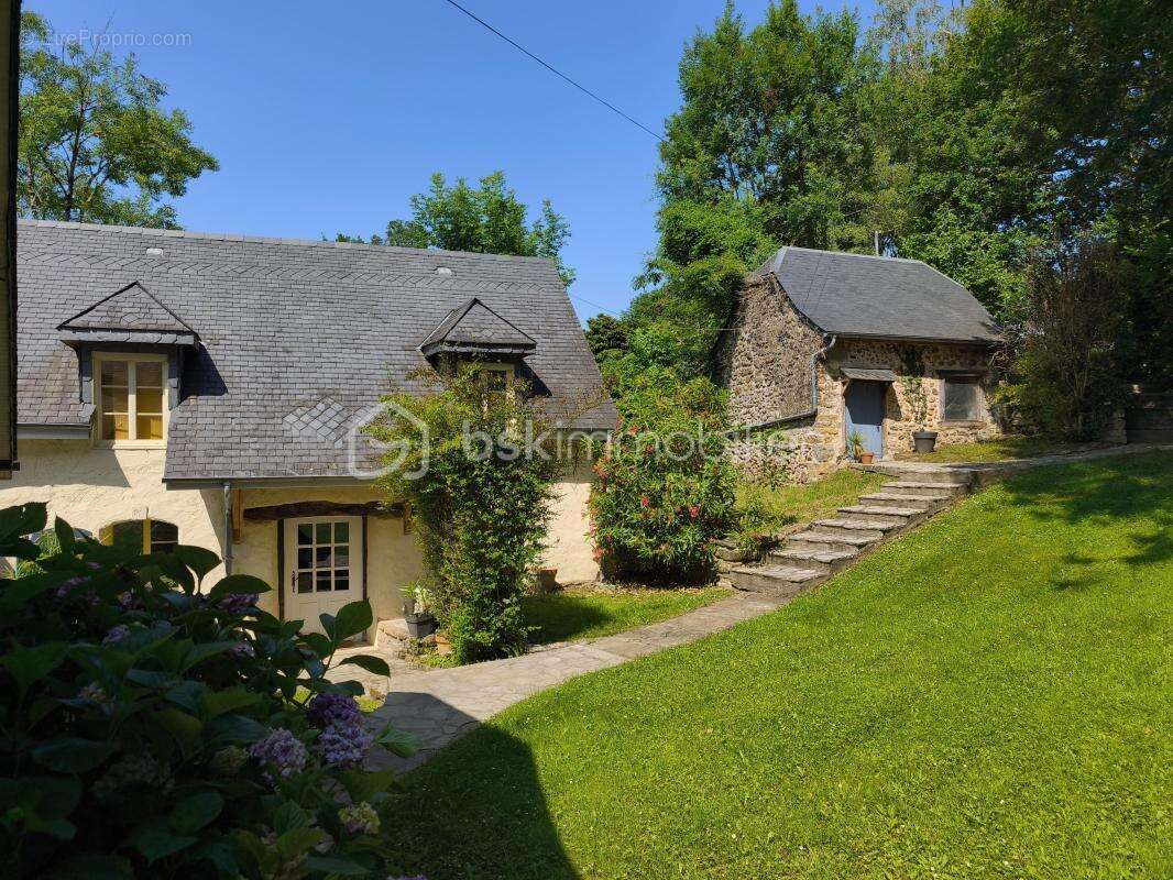 Maison à GAN