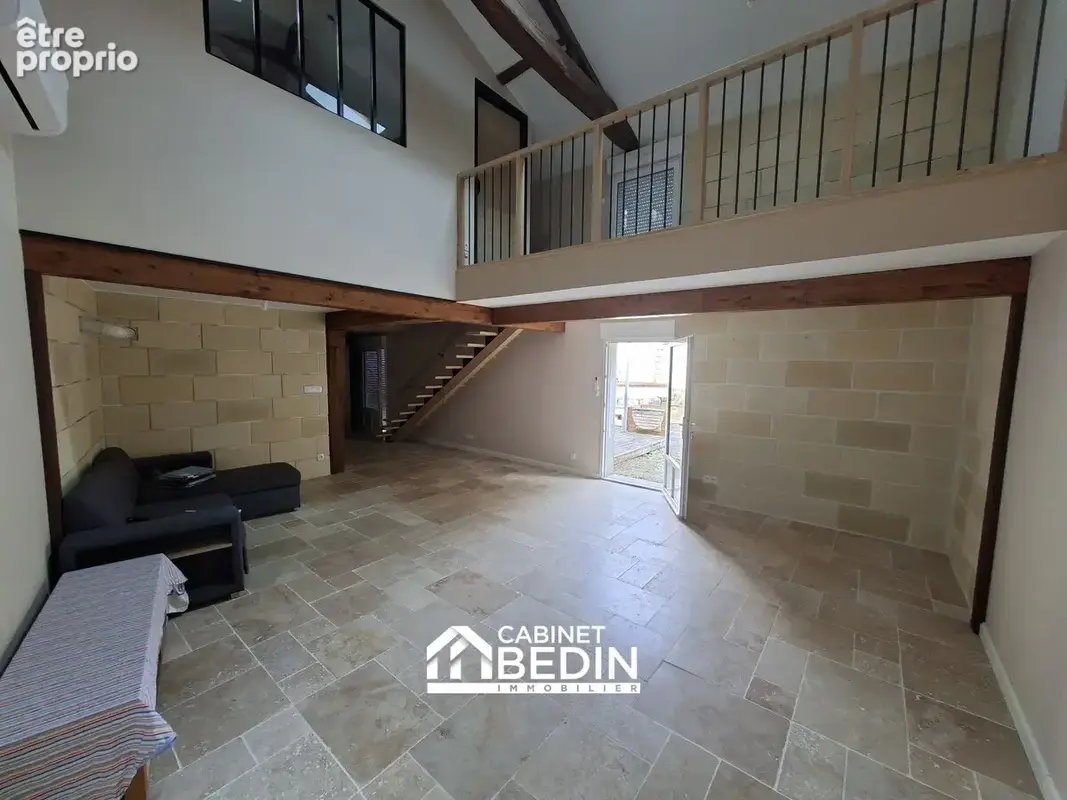 Maison 8 pièces 261 m² à vendre à Saint-Germain-Du-Puch (33750) - photo 2