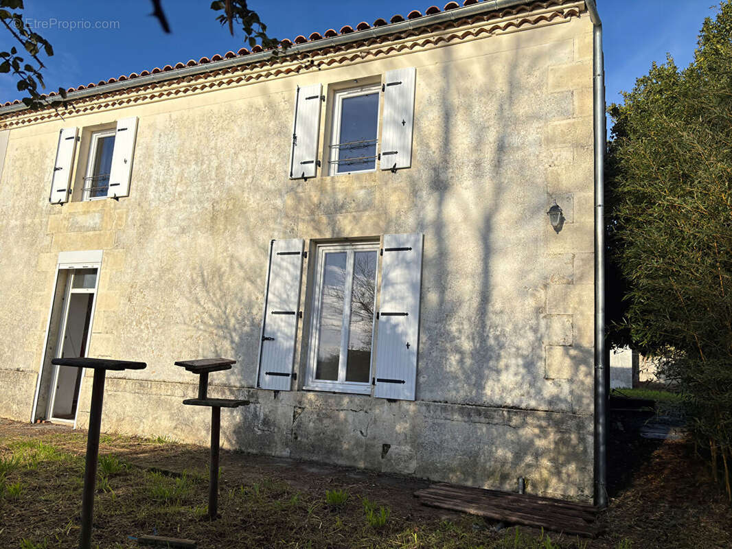 Maison à MEDIS