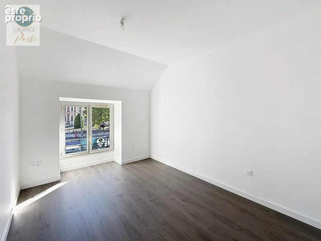 Maison de 5 pièces, refaite à neuf- environ 119 m2 - 2 places de parking + jardin - photo 15