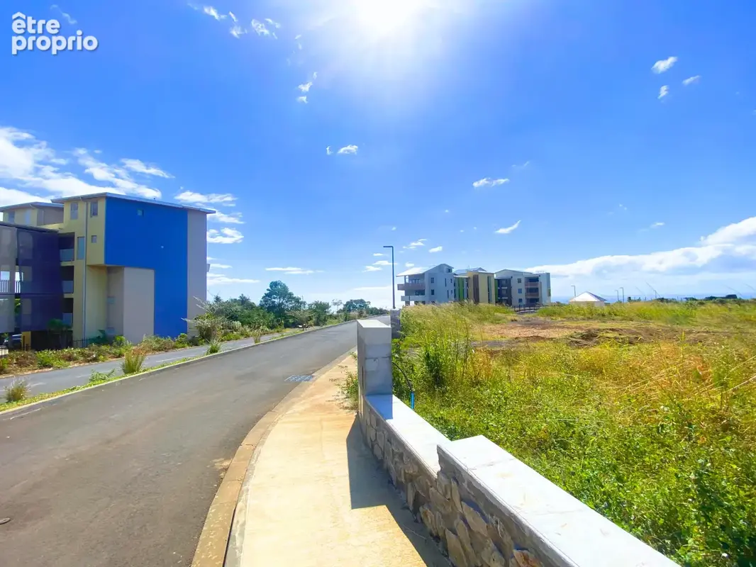 A vendre - Parcelle viabilisée de 297m2 dans le lotissement Le Hameau à Beauséjour - photo 3