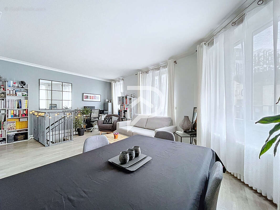 Appartement à ASNIERES-SUR-SEINE