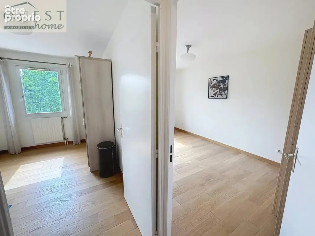 Appartement entièrement rénové avec box fermé dans le centre - photo 8