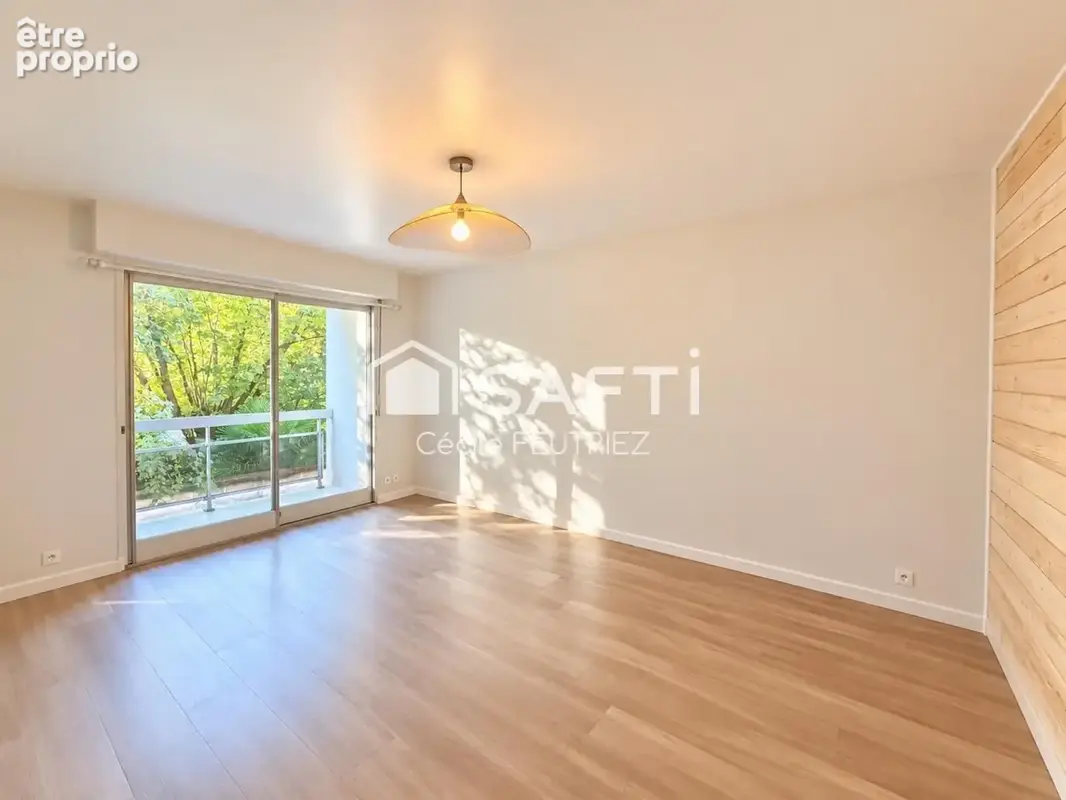 Photo 1 - Appartement à BRIVE-LA-GAILLARDE
