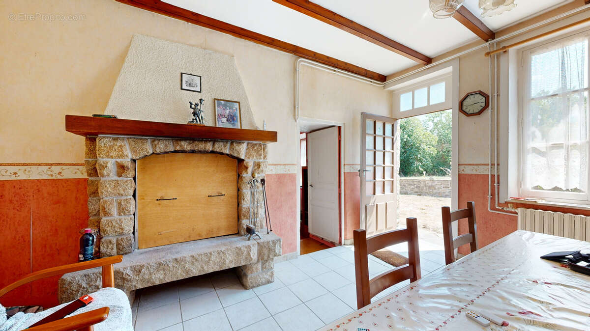 Longère de 146m2 avec dépendances sur 2 hectares. - photo 17