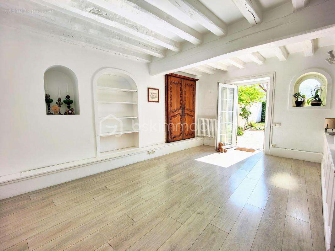 Maison à JOUARS-PONTCHARTRAIN