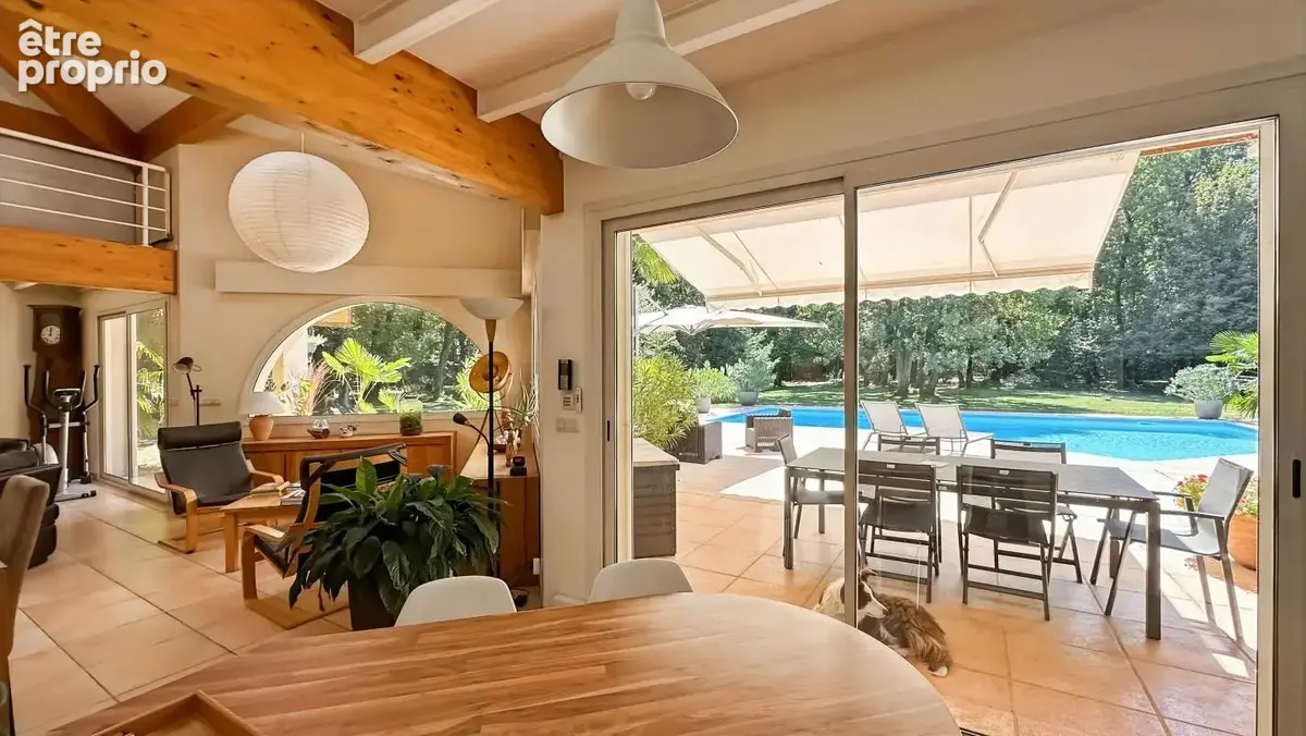 Montélier – maison d’architecte de 202 m² – piscine – parc boisé de 5 266 m² - photo 4
