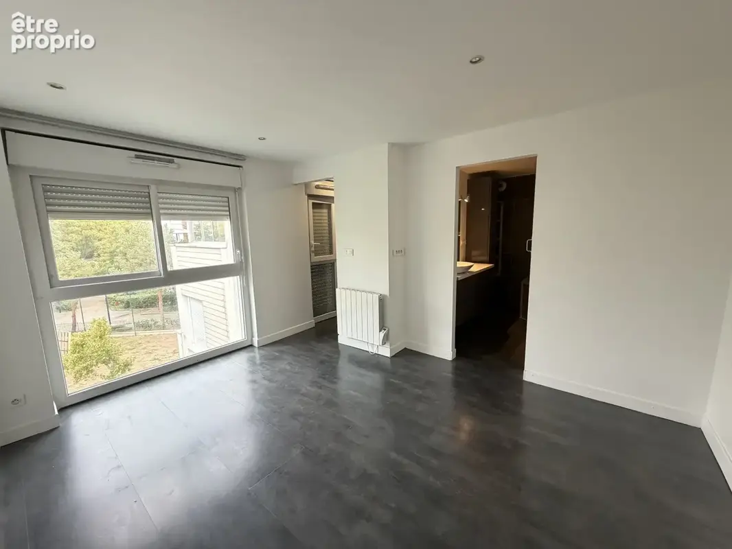 F2 atypique de 60m2 et véranda - photo 5