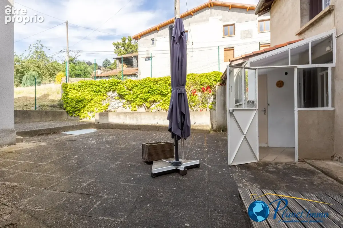Sorbiers   Maison de 138 m2 habitables avec dépendance, garage, et Terrasse de 70m2 - photo 5