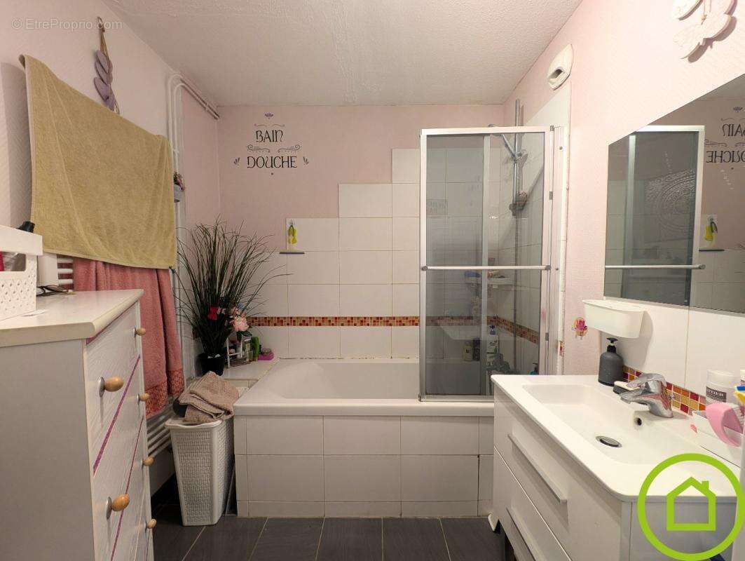 Appartement à VILLENEUVE-D'ASCQ