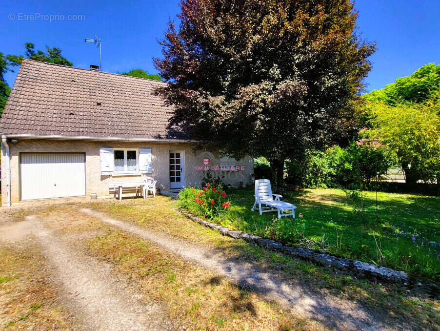Maison à CHATENOY-LE-ROYAL