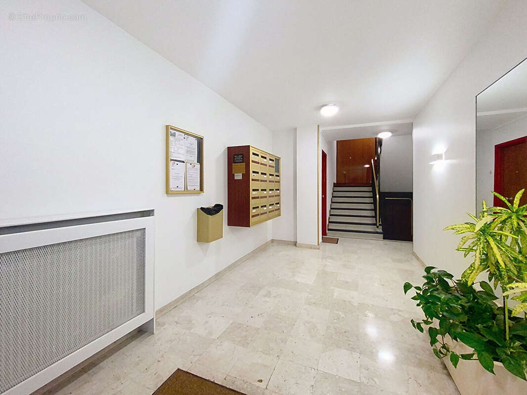 Appartement à SAINT-MAUR-DES-FOSSES