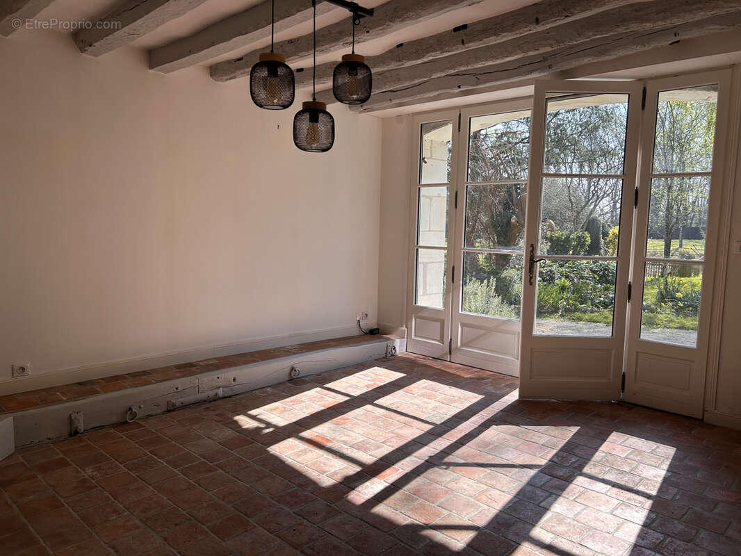 Maison à SAINT-BRANCHS