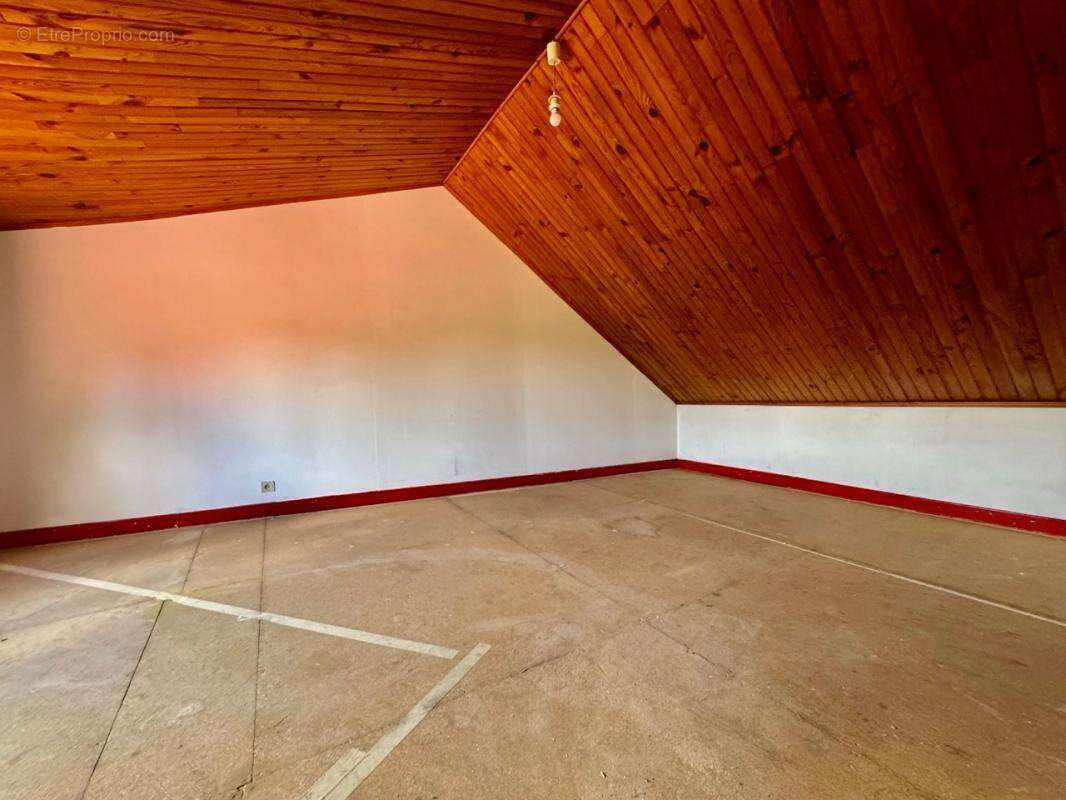 Maison à OVILLERS-LA-BOISSELLE