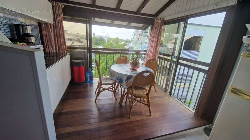 Appartement à LE GOSIER