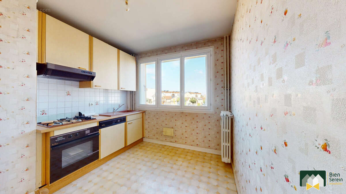 Appartement 54 m² à Chartres  - photo 2