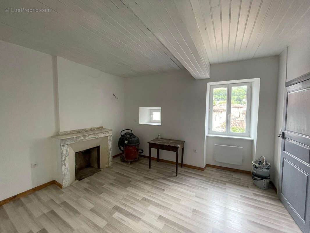 Maison à LABASTIDE-ROUAIROUX