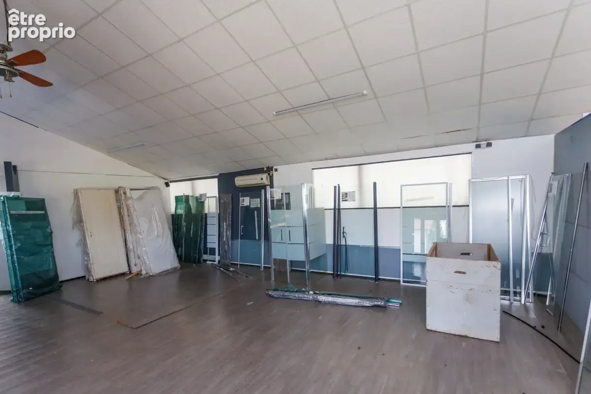 Local Commercial / Artisanal 475 m2 à vendre DIGOIN (71), accès direct RCEA et A 89 à 3 min - photo 9