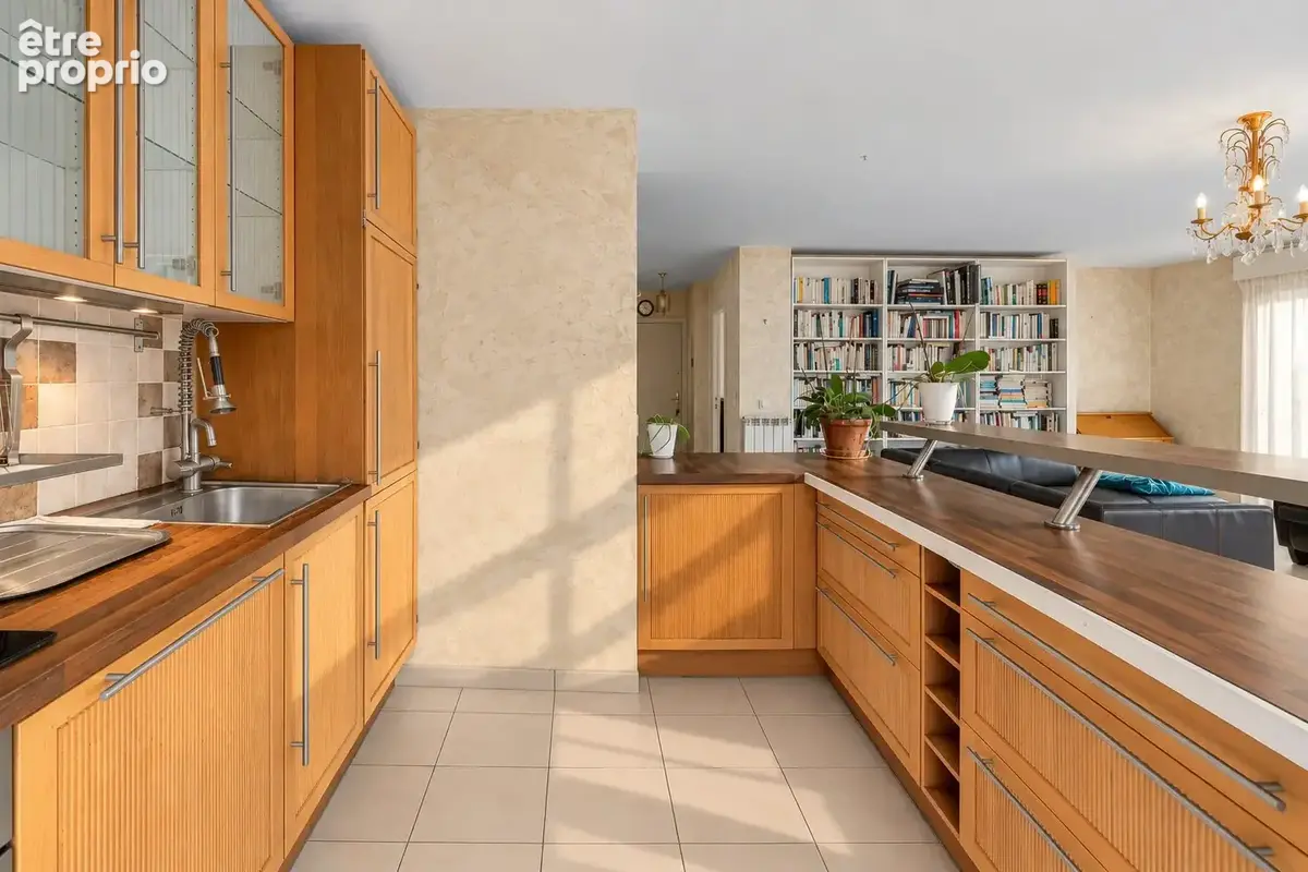 Appartement 4 pièces 84 m² à vendre à Saint-Laurent-Du-Var (06700) - photo 5