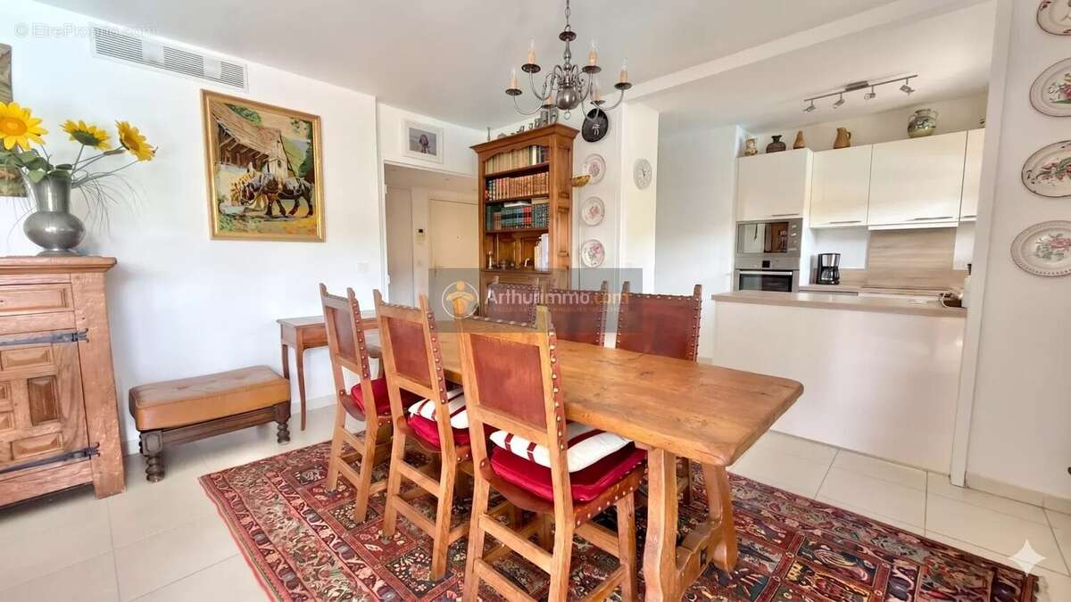 Appartement à SAINT-RAPHAEL