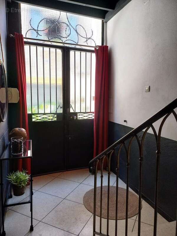 Maison 95 m² à Salon-De-Provence  - photo 8