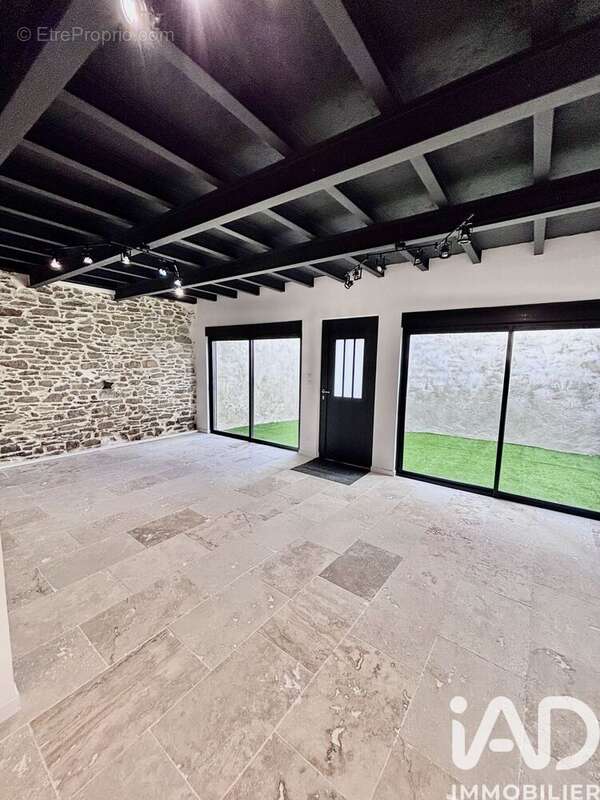 Photo 9 - Maison à LA LIVINIERE