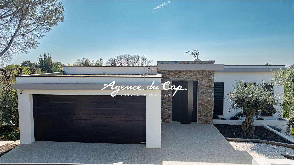 Maison à SAINT-RAPHAEL