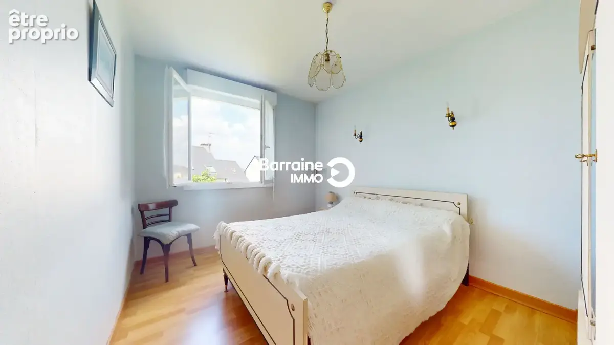 Barraine IMMO - Maison 7 pièces à vendre à Plabennec de 123.6 m² Possibilité 150 m² habitables - Terrain clos de 1020 m² - photo 10
