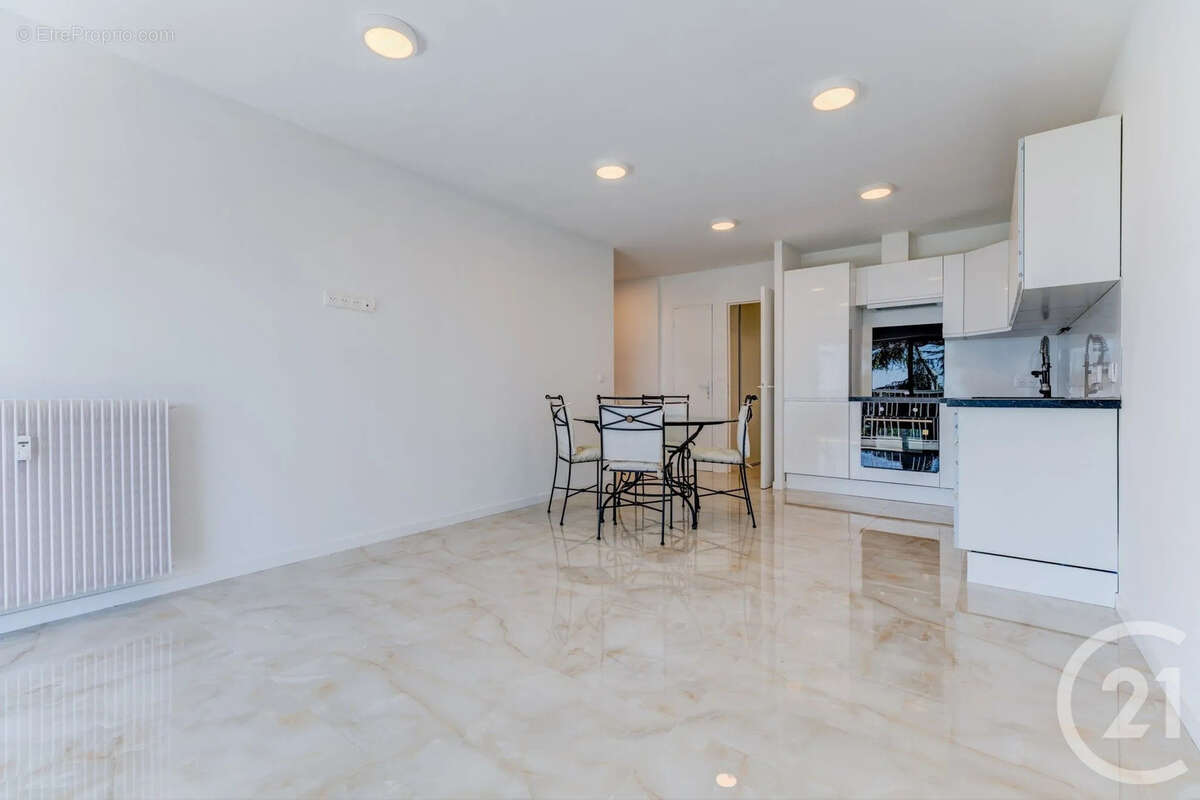 Appartement à NICE