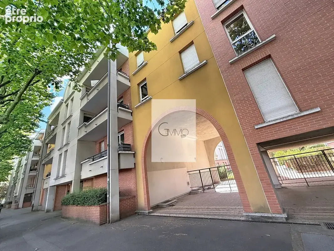 Appartement à L'HAY-LES-ROSES