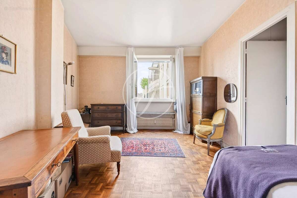 Appartement à PARIS-5E