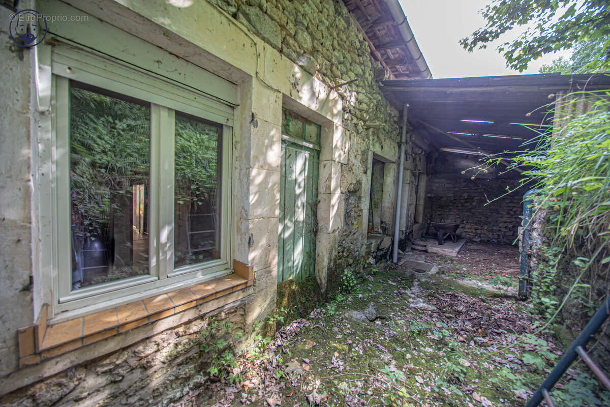 Maison de village a conforter proche ligny en barrois - photo 3
