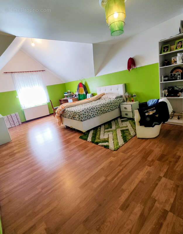 Maison à LE MEE-SUR-SEINE