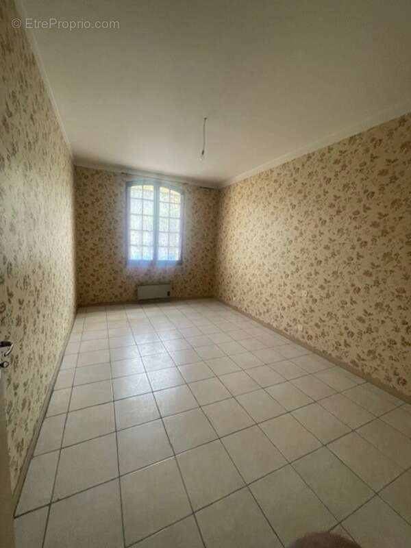 Propriete à vendre 15 pièces ESCOUBES POUTS (65) - photo 10