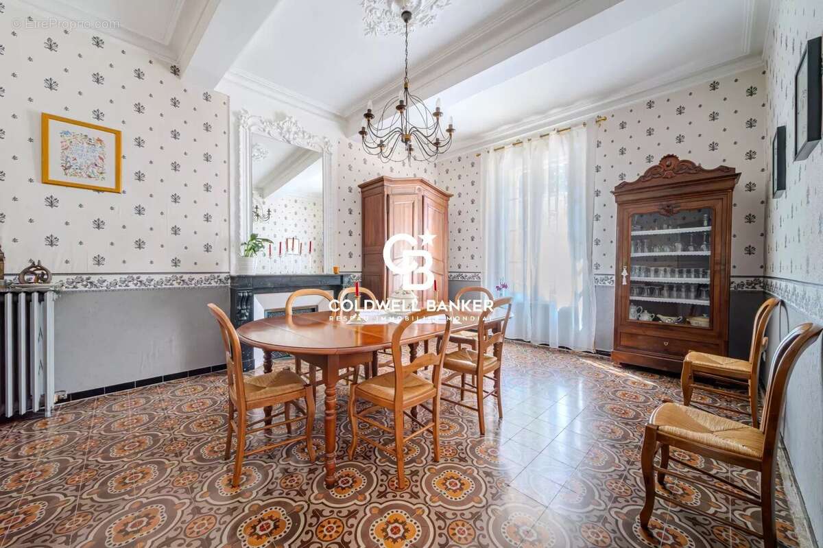 Maison à LUNEL-VIEL