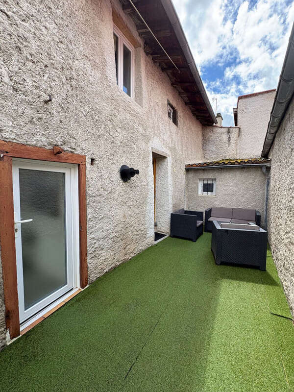 Maison à RENAISON