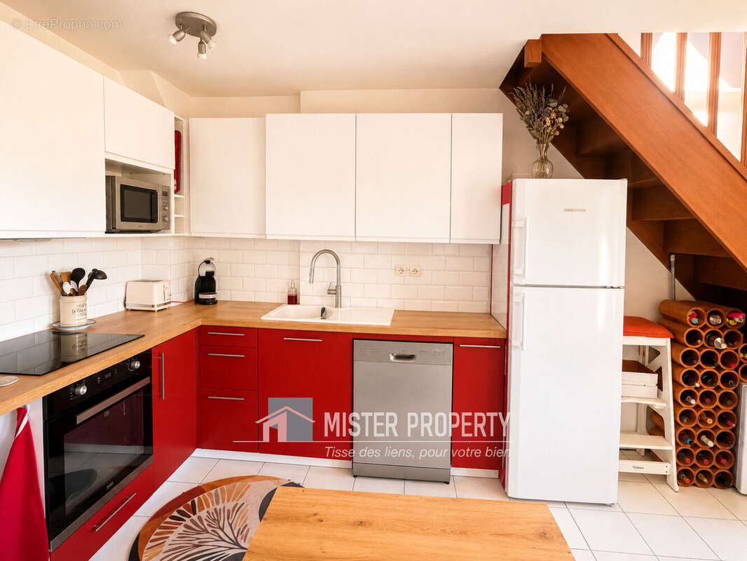 Appartement à SARTROUVILLE