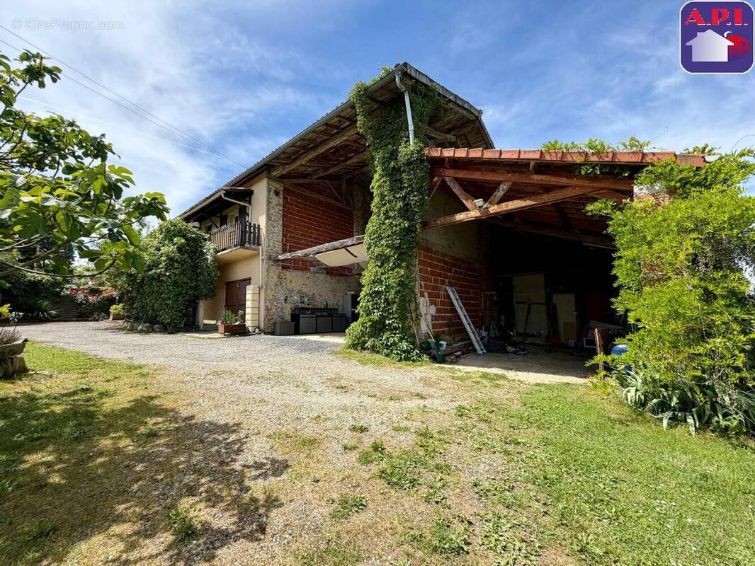 Maison à VENTENAC