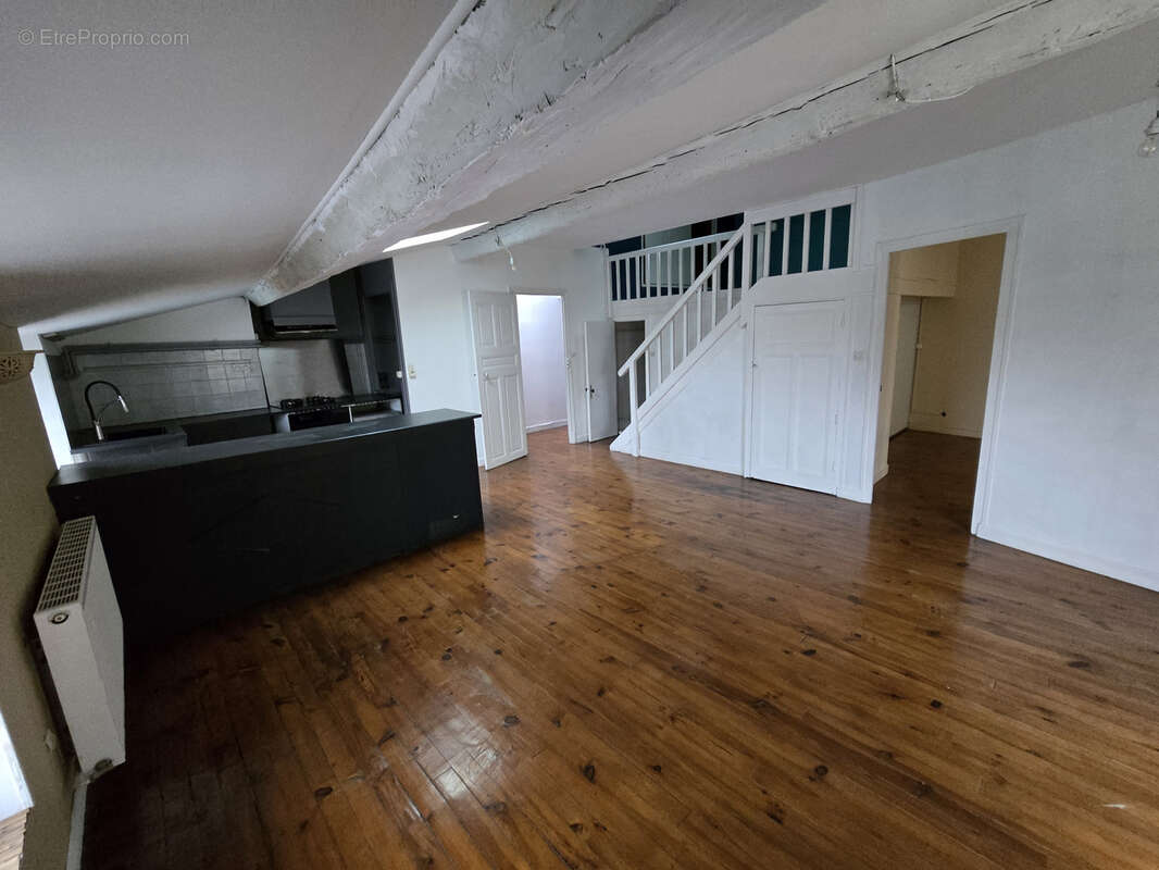 Appartement à ROMANS-SUR-ISERE