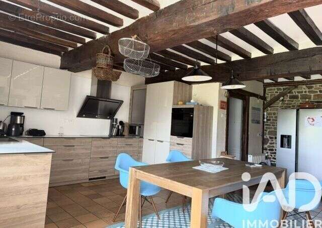Maison 255 m² à Marcilly  - photo 6