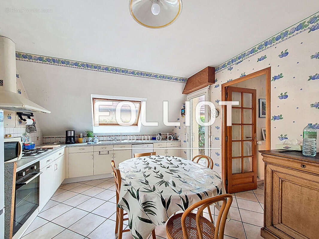 Maison à MONDEVILLE