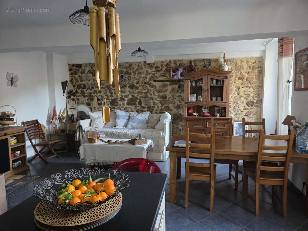 Appartement à PIGNANS