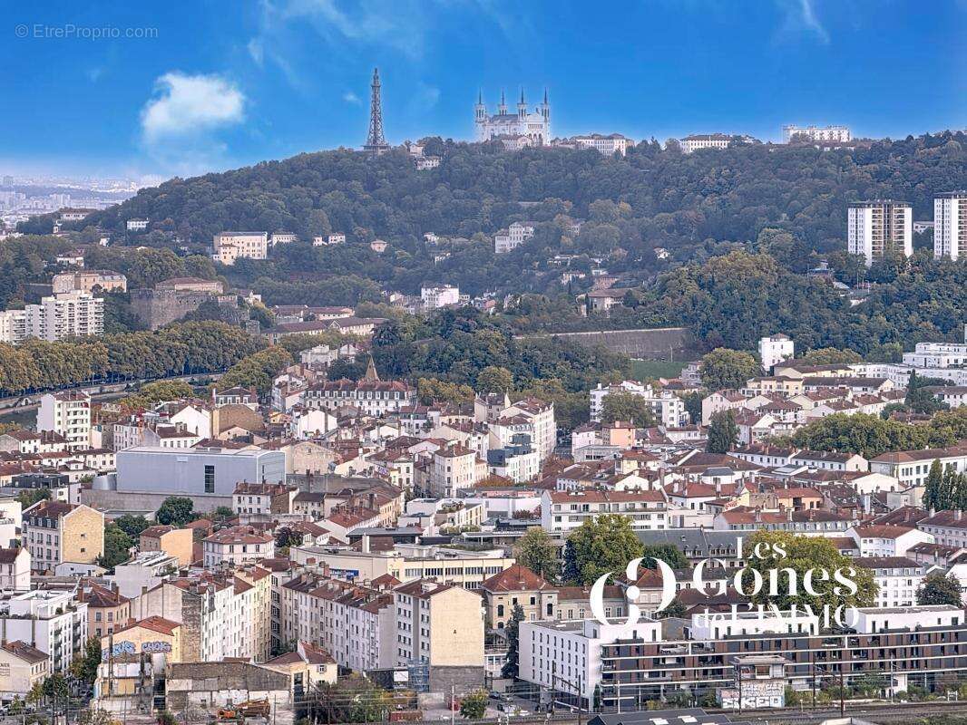 Appartement à LYON-9E